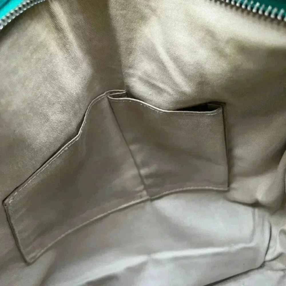 Coach Green Heritage Hobo With Adjustable should strap .